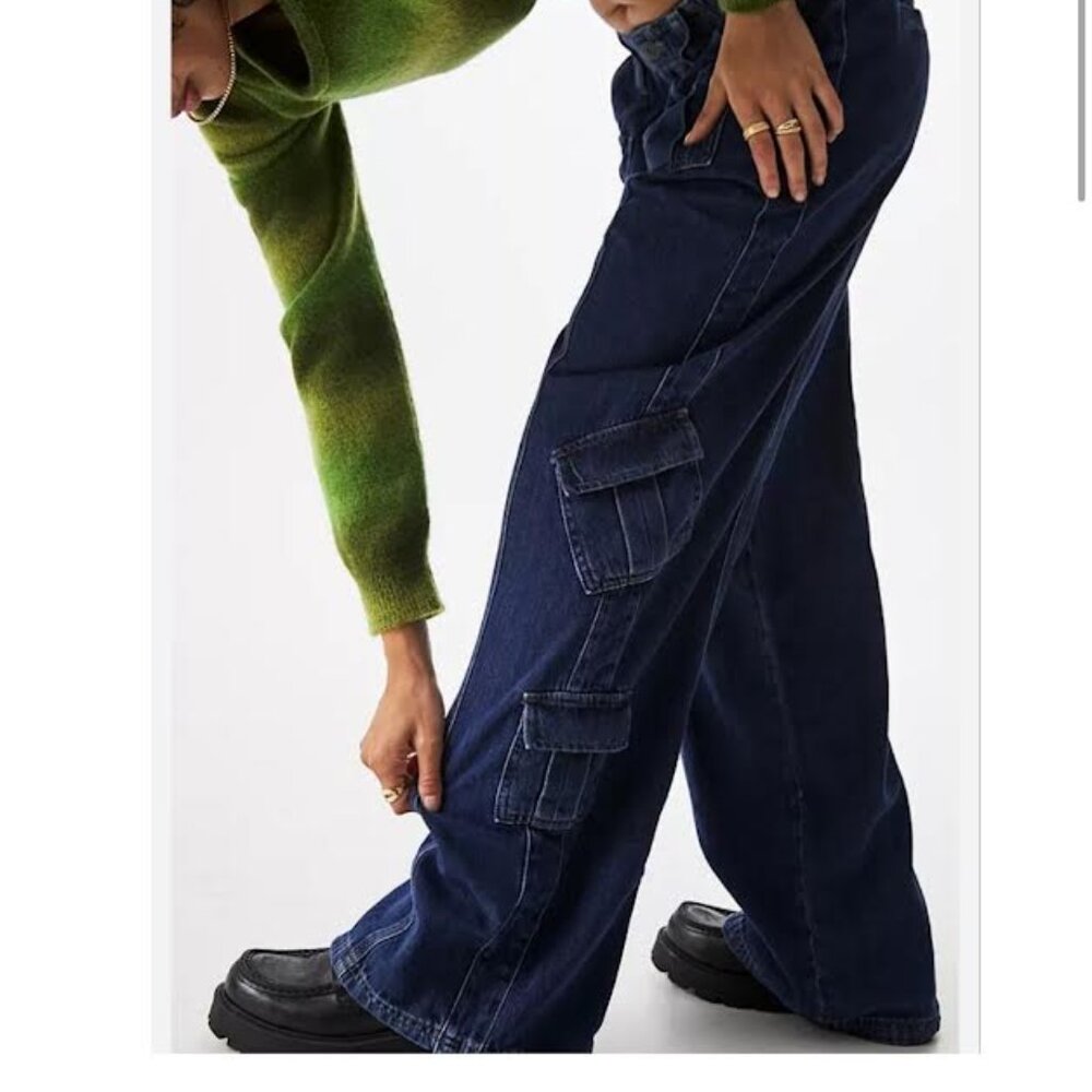 Urban Outfitters Y2K cargo pants